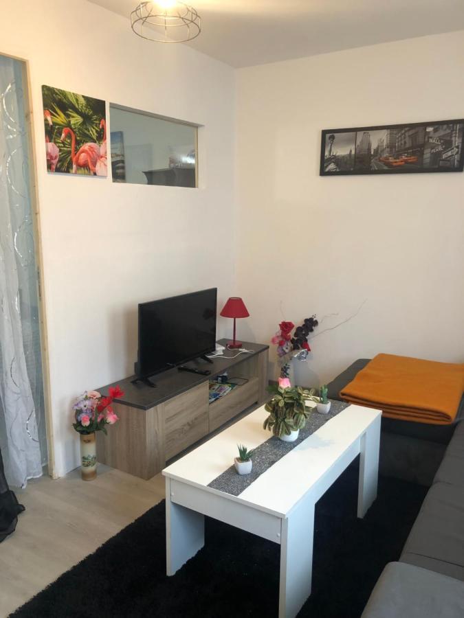 Studio De La Gare Vesoul Ngoại thất bức ảnh
